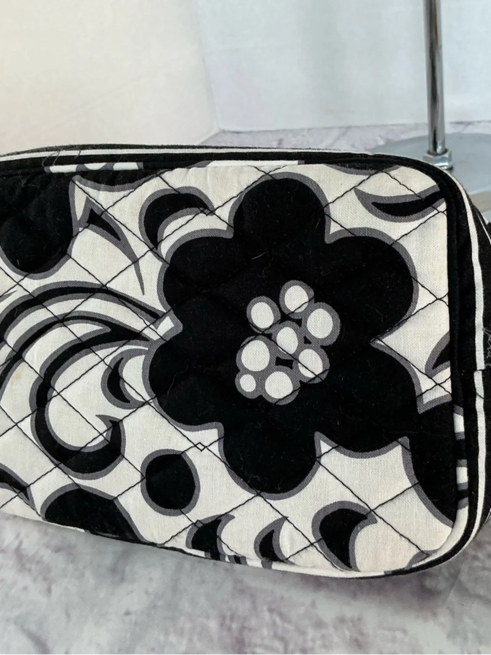 VERA BRADLEY Night & Day Draw String Satchel Black & White Floral Quilted Purse